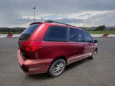 2007 Toyota Sienna Base