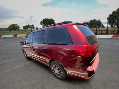 2007 Toyota Sienna Base