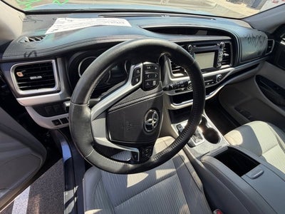 2015 Toyota Highlander Base