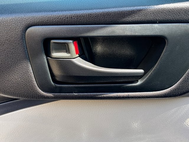 2015 Toyota Highlander Base