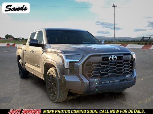 2024 Toyota Tundra 4WD SR5