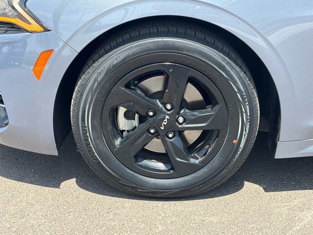 2024 Kia K5 LXS
