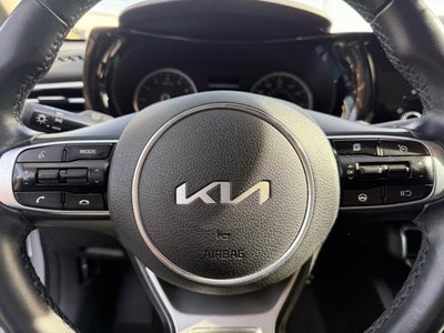 2022 Kia K5 LXS