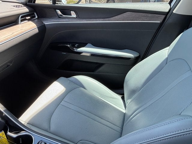 2022 Kia K5 EX