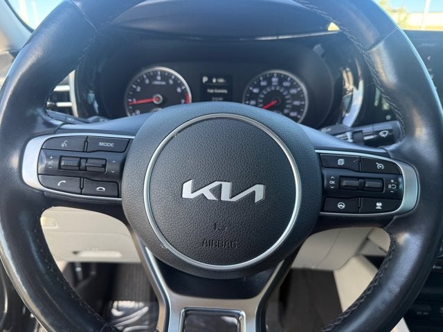 2022 Kia K5 EX