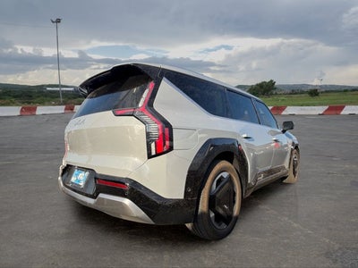 2026 Kia EV9 Land