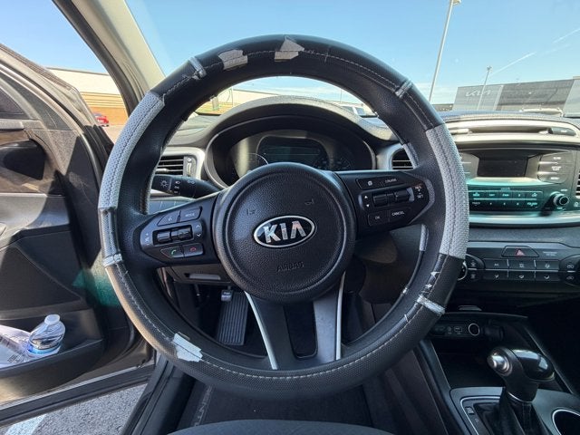 2017 Kia Sorento L