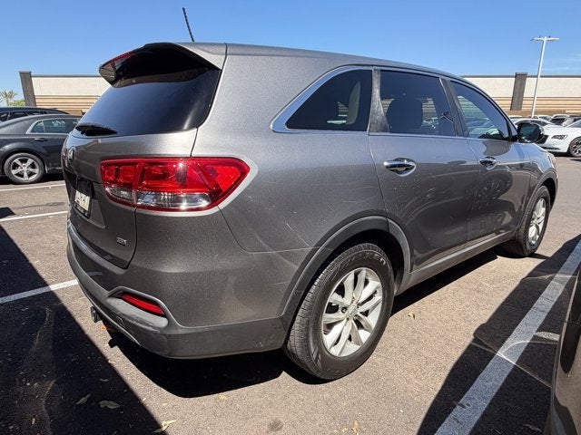 2017 Kia Sorento L