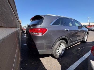 2017 Kia Sorento LX