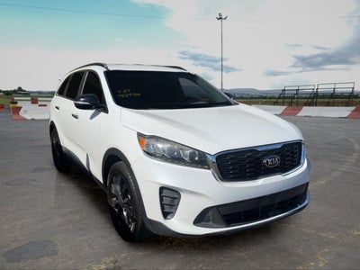 2019 Kia Sorento S V6