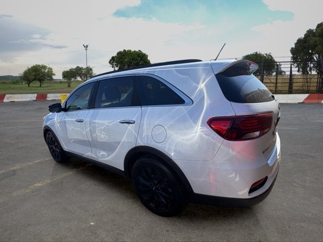 2019 Kia Sorento S V6