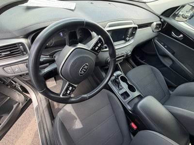2019 Kia Sorento S V6