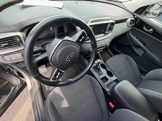 2019 Kia Sorento S V6