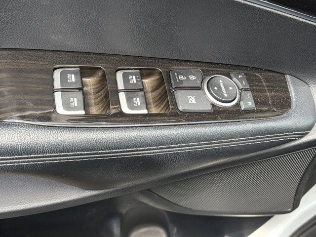 2019 Kia Sorento S V6