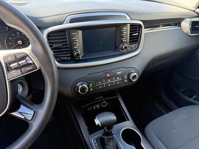 2020 Kia Sorento LX V6