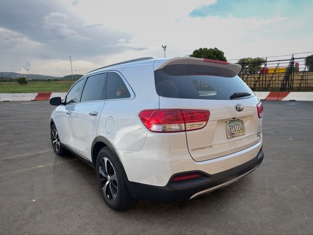 2018 Kia Sorento EX V6
