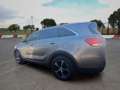 2018 Kia Sorento EX V6