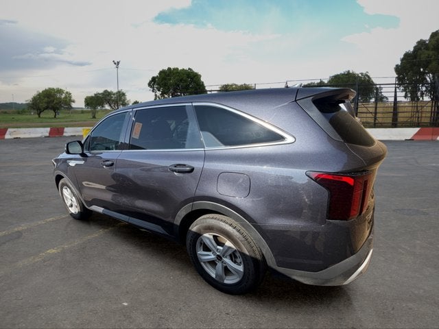 2025 Kia Sorento LX