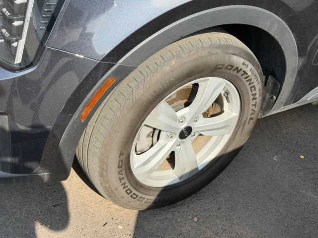 2025 Kia Sorento LX