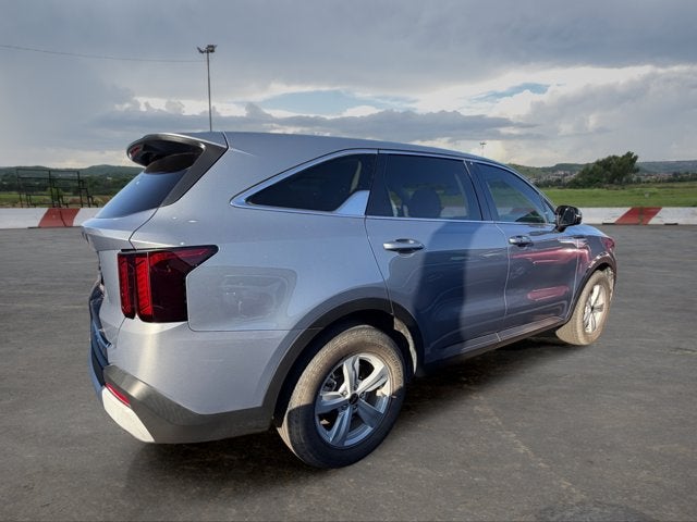 2025 Kia Sorento LX