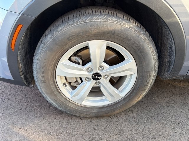 2025 Kia Sorento LX