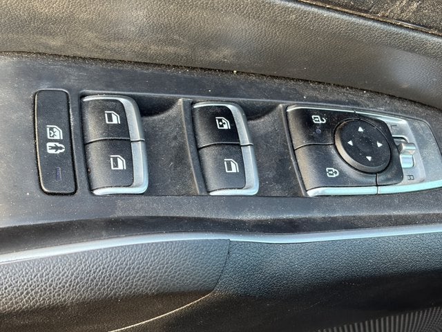 2025 Kia Sorento LX