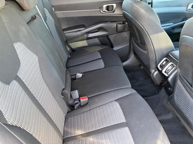 2025 Kia Sorento LX