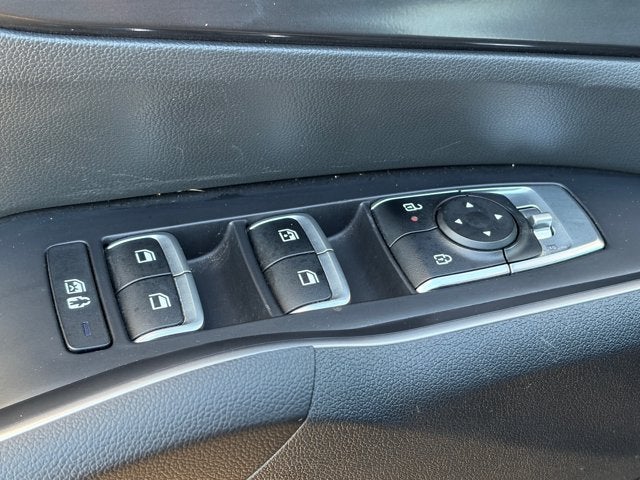 2025 Kia Sorento LX