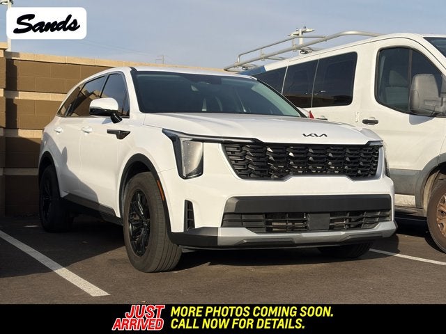 2025 Kia Sorento LX