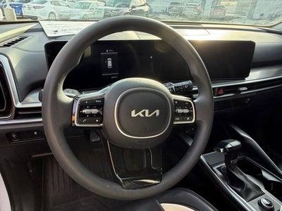 2025 Kia Sorento LX