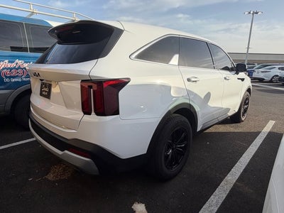 2025 Kia Sorento LX