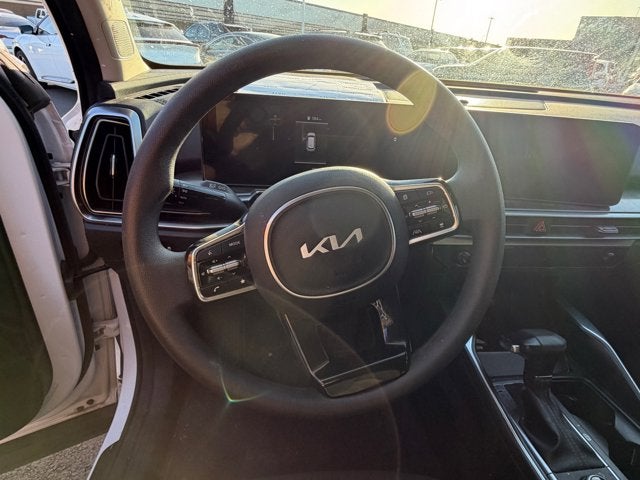 2025 Kia Sorento LX