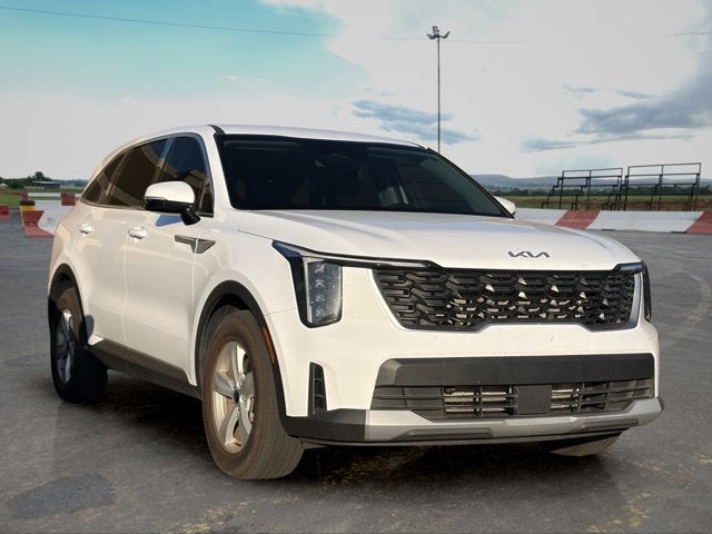 2025 Kia Sorento LX