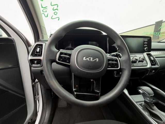 2022 Kia Sorento LX