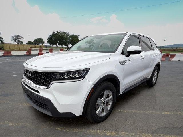 2022 Kia Sorento LX