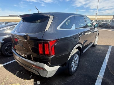 2022 Kia Sorento LX