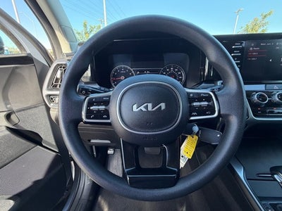 2023 Kia Sorento LX