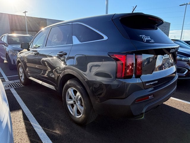 2023 Kia Sorento LX