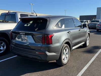 2023 Kia Sorento LX