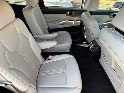 2023 Kia Sorento EX