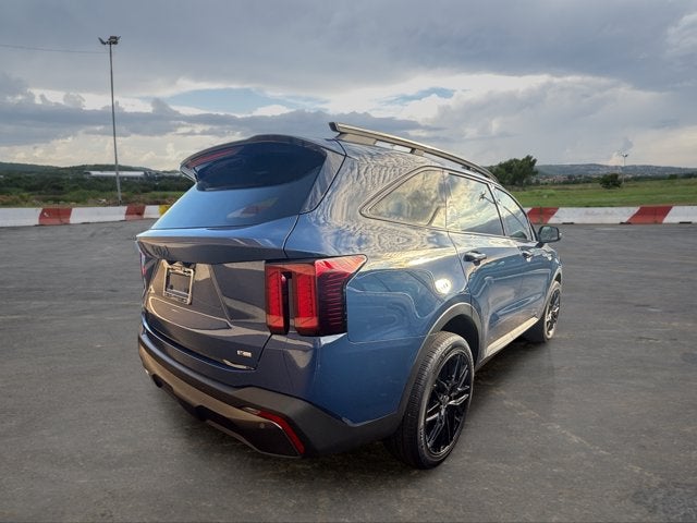 2025 Kia Sorento X-Line EX