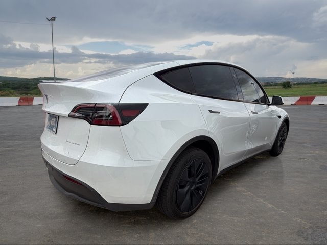 2025 Tesla Model Y Long Range