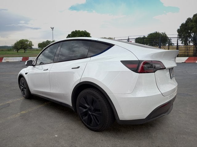 2025 Tesla Model Y Long Range