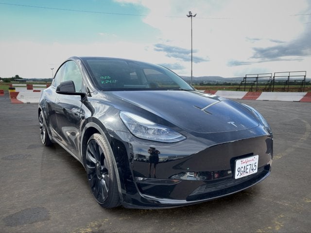 2023 Tesla Model Y Performance