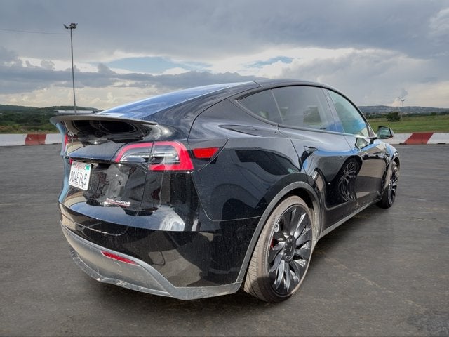 2023 Tesla Model Y Performance