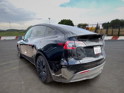 2023 Tesla Model Y Performance