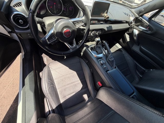 2019 FIAT 124 Spider Lusso