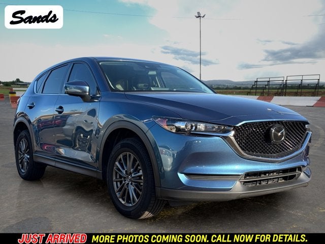 2021 Mazda CX-5 Touring Auto's photo