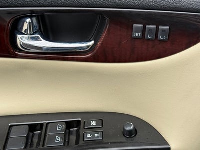 2016 INFINITI QX50 RWD 4dr