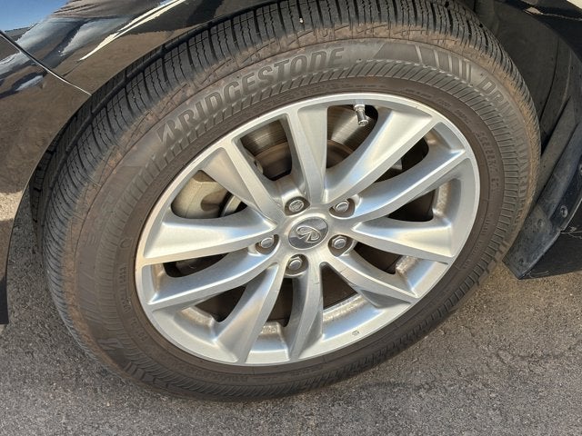 2017 INFINITI Q50 2.0t